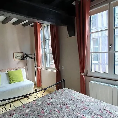 Maison Au Centre De Apartment